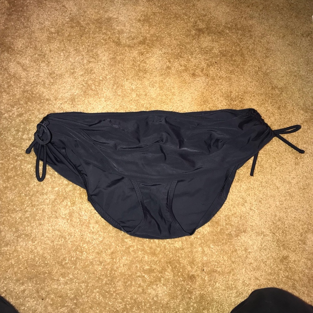 Large Merona swim bottom